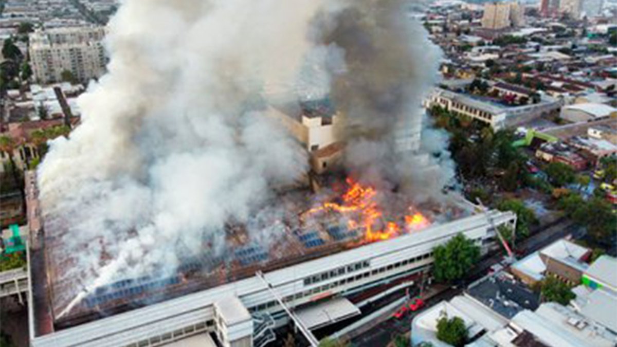 Incendio en el Hospital de chile