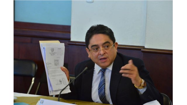 El presidente del Congreso no liberara fondos que correspondo al procurador de la PDH.