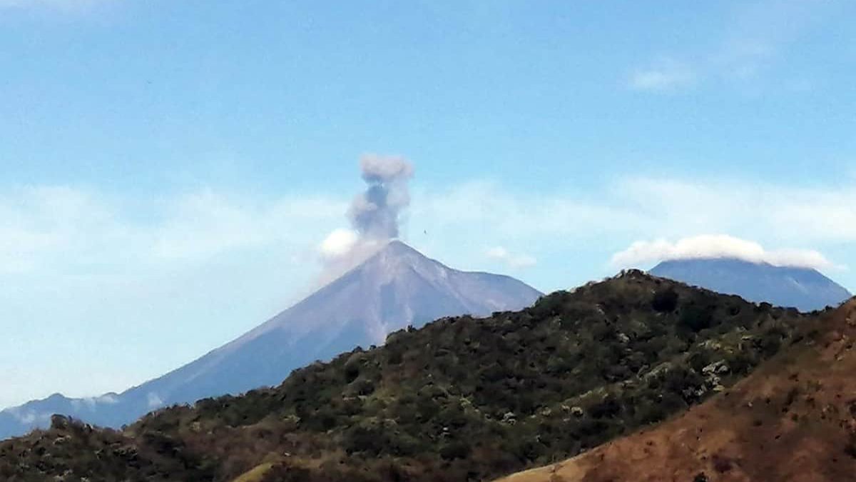 Volcán Pacaya entra en Actividad por lo que han lanzado una alerta por caída de ceniza.