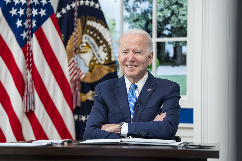 El presidente Biden promulga legislación que prohíbe el arbitraje forzado en casos de agresión/acoso sexual